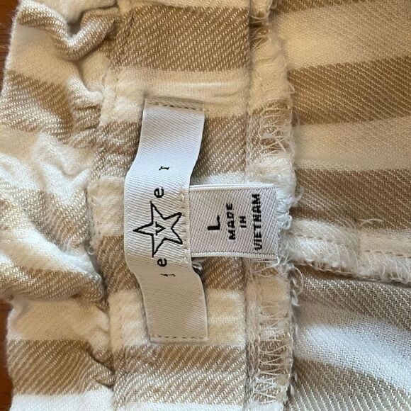 Fever Cropped Paper Bag Pants, Cream and Tan Striped, Large - Picture 10 of 10